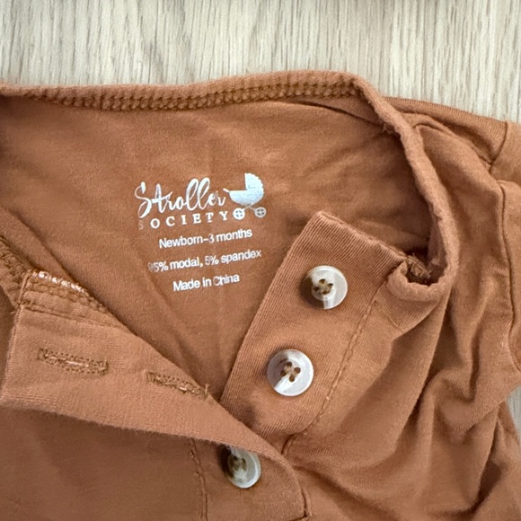 Rust layette set - Picture 2 of 5